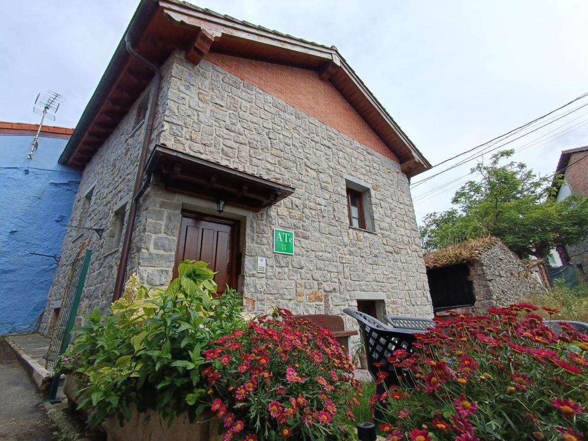 Romantico Acogedor Apartamento En Llanes Exterior photo